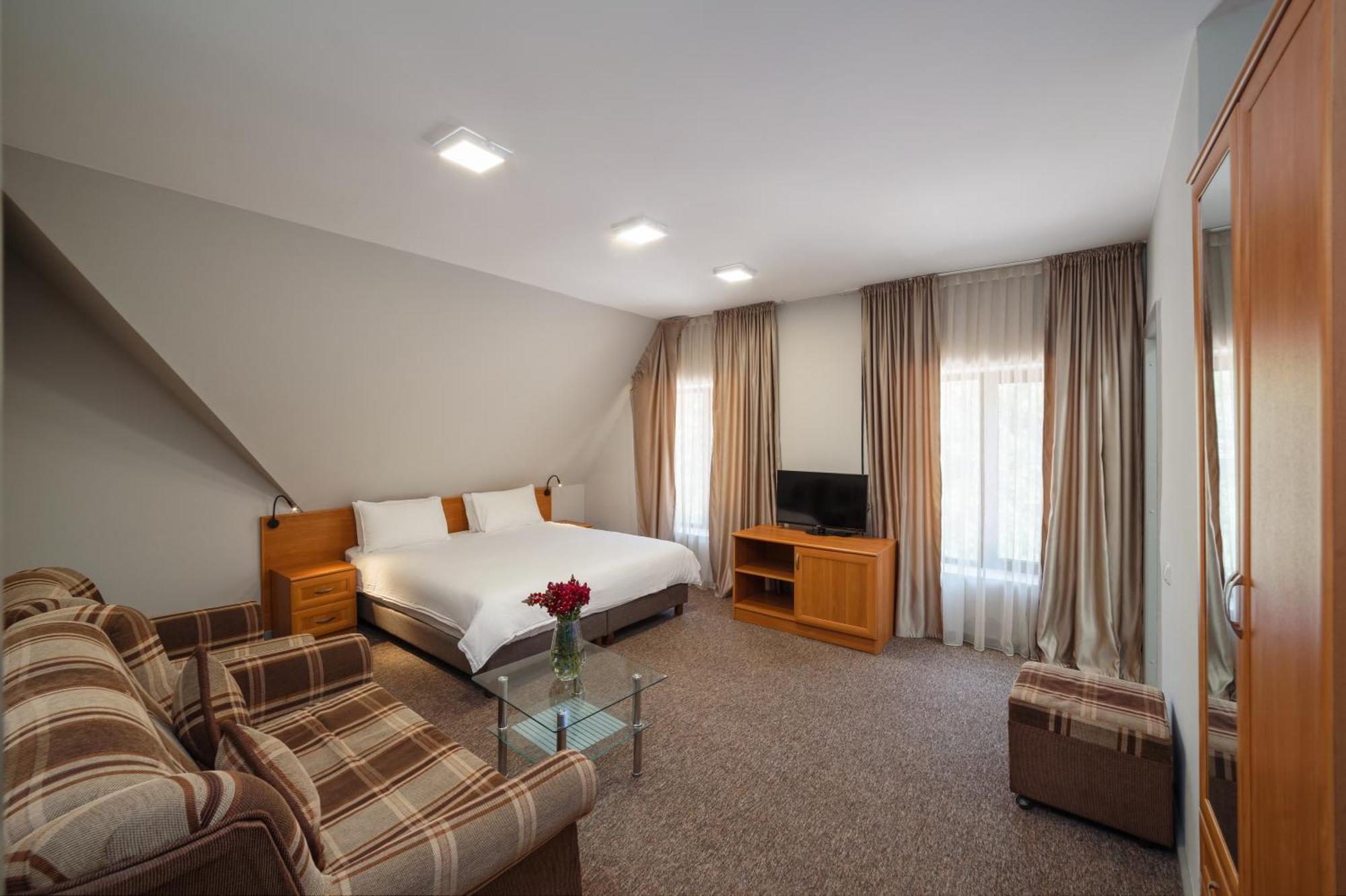 Dolinnka Hotel Cholpon-Ata Esterno foto