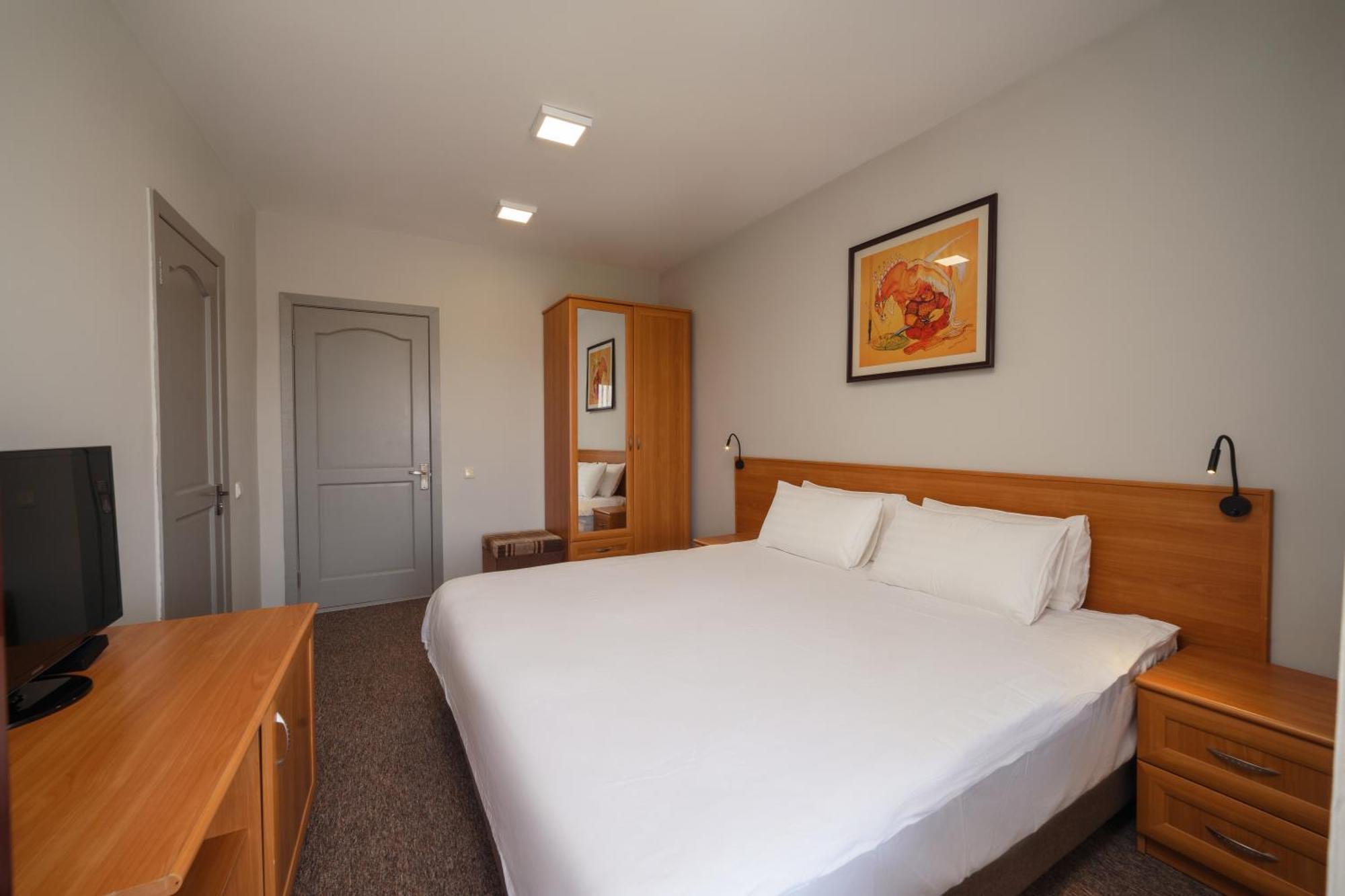 Dolinnka Hotel Cholpon-Ata Esterno foto