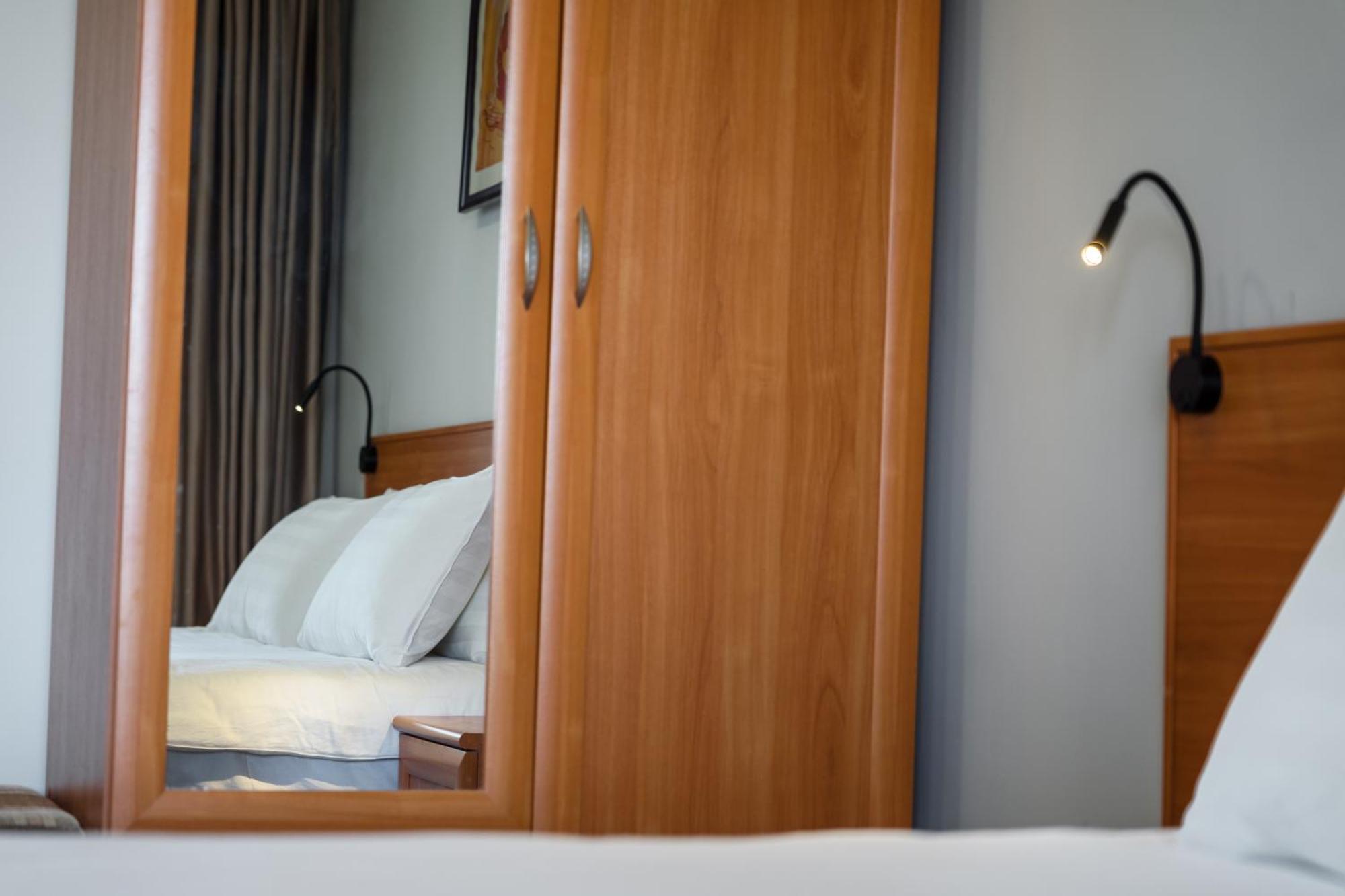 Dolinnka Hotel Cholpon-Ata Esterno foto